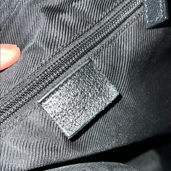 1640 Gucci Black Tote Bag with Red and Green Straps Nylon - Picture 9 of 10